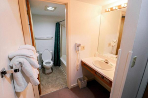 Cedarbrook Two Double bed Standard Hotel room 118
